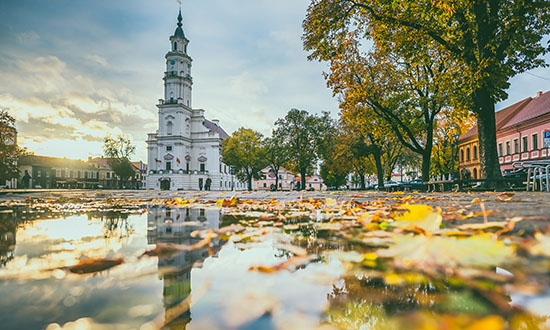 Vilnius and Kaunas Explorer Kaunas town hall.jpg